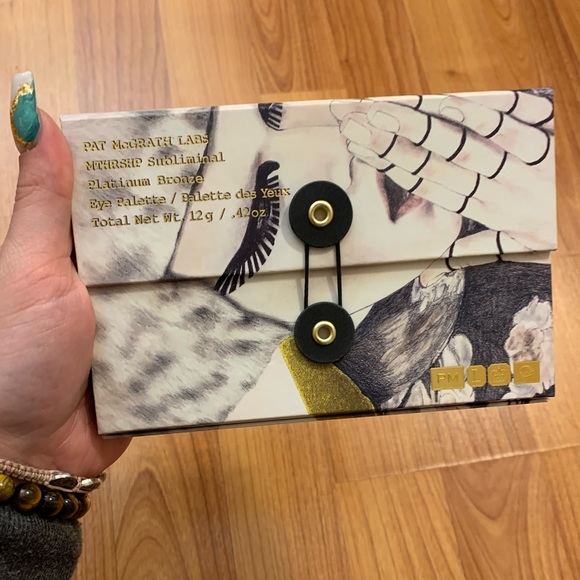 Pat McGrath Platinum Bronze Palette - Picture 3 of 5
